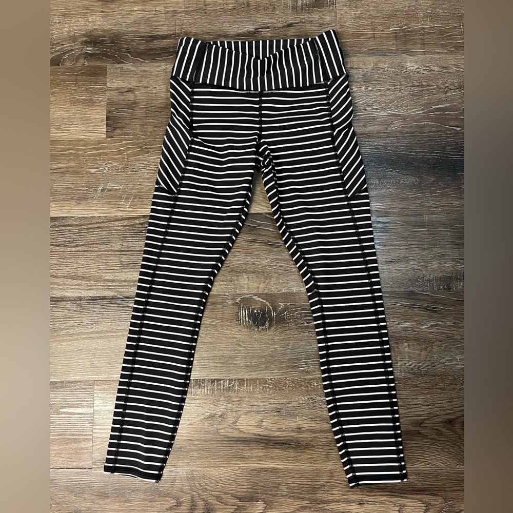Athleta stripped women’s leggings